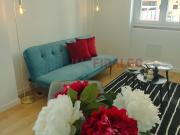 T2 REMODELADO em BENFICA Lisboa