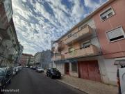 T2 Remodelado Junto ao Hospital da luz Amadora