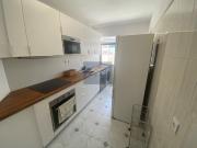 T2 Remodelado na Costa de Caparica com Garagem e Elevador!