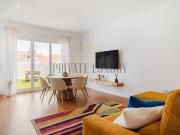 T2 renovado com terraço na Penha de França 65m² Penha De...