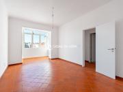 T2 renovado junto à Universidade Católica