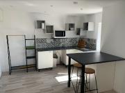 T2 rénové situé entre Cinq Avenues et la Timone / Place...