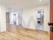 T2 Totalmente Remodelado com Acabamentos de Excelência –...