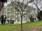 T2 totalmente renovado, 2 frentes solares em Benfica...