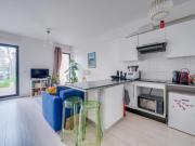T2 traversant 50 m² avec parking Quais des Chartrons