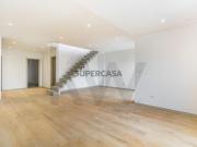 T3 + 1 Duplex com Terraço Panorâmico, Áreas Premium e...