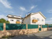 T3 +3 Duplex para investimento em S.Martinho