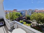 T3 com 1 Suíte e 2 Casas de Banho em Santo António na...