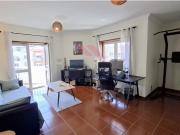 T3 com 2 Frentes | Elevador | Garagem Dupla | Maia