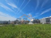 T3 com box e varandas, situado em Santo António dos...