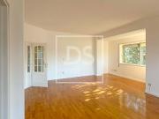 Arrenda T3 com Garagem junto à Av.Boavista