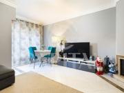 T3 com lareira, elevador e box em Alverca