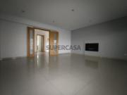 T3 com parqueamento e arrecadação ARRENDADO ATÉ DEZEMBRO...