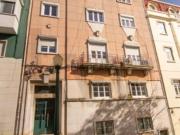 T3 com Potencial para Duplex 235 m² no Bairro dos Açores