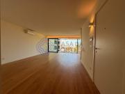 T3 com suite, varanda, lavabo, casa de banho comum, 2...