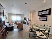 T3 com terraço, garagem box e arrecadação perto Metro de...