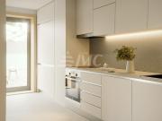 T3 com varanda a 500mts da Câmara Maia Centro