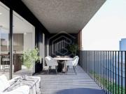 T3, com varanda com 40m2 e lugar de garagem para 1 carros