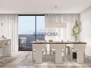 T3 com varanda e dois lugares de garagem, novo em Valongo