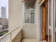 T3 com Varanda, Lareira, Luz Natural e Estacionamento –...