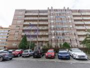 T3 convertido em T4 em Vilar de Andorinho | Box 2 Carros...