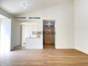 T3 de Luxo com Varanda de 15 Metros Quadrados