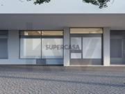 T3 Duplex c/ Áreas Generosas em Benfica | Pronto a...