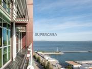 T3 duplex, com varanda, para venda no Parque das Nações