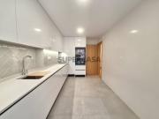 T3 Duplex na Venda Nova, acabamentos de topo