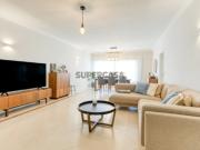 T3 em Massamá Norte, remodelado