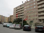 T3 Excelente apartamento Junto á estação do metro