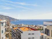 T3 Luminoso com Vista Mar em Zona Premium de São Martinho