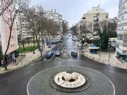 T3 Moderno Benfica | Open Space 40m² | Suíte | 3 WC |...