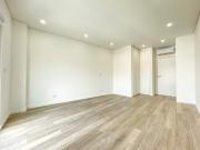 T3 Novo com Closet e 2 Boxes Póvoa de Santa Iria