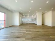 T3 Novo com Duas Box Amplas Pvoa de Santa Iria