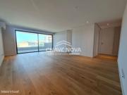 T3 Novo de Luxo em Lea da Palmeira com vista Mar
