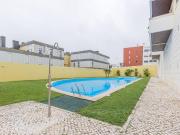 T3 para Arrendamento em Condomnio Fechado Carnaxide