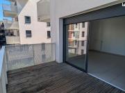 T3 récent avec balcon et parking