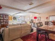 T3 Remodelado com Entrada Independente Parede