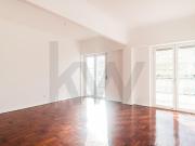 T3 remodelado e equipado no Restelo para arrendar e ser...