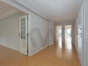 T3 Remodelado na Quinta da Alagoa – Carcavelos