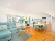 T3 Renovado com Duas Suites e Dois Pátios Junto da... T3 Renovado com Duas Suites e Dois Pátios Junto da...