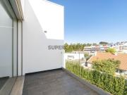 T4+1 com Garagem: Centralidade e Amplitude em Abrantes