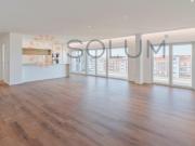 T4 +1 Duplex novo com piscina e ginásio Montijo 281m²...