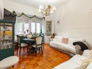 T4 com excelente luminosidade na Avenida Almirante Reis