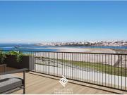 T4 com vistas sobre a cidade, rio e mar em Vila Nova de...