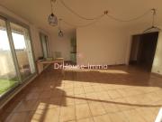 T4 de 84 m2, dernier étage, avec grande terrasse !
