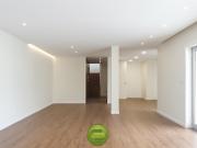 T4 Duplex á Venda Rua 33, Espinho 232m² Espinho