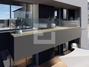T4 Duplex Novo com 2 Lugares de Garagem e varanda no Bonfim