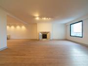 T4 em condomino com Piscina